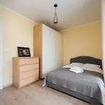 Lägenhet Wola Jana Kazimierza Homely By Bookinghost Warszawa