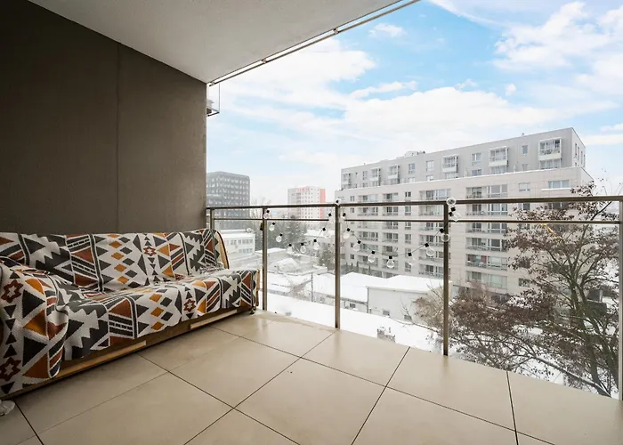 公寓 Wola Jana Kazimierza Homely By Bookinghost